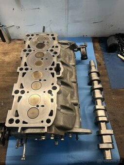 Hlava motoru 2.0 tdi pd