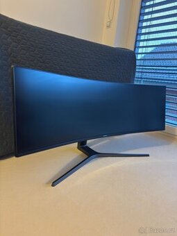 Samsung C49HG90 – 49” herní monitor, 144Hz, QLED