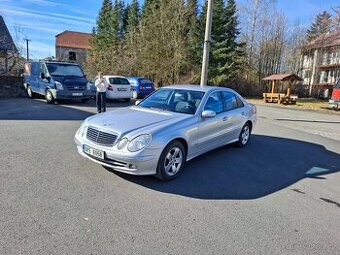 Mercedes-Benz E 280, 170 kW, 4Matic, automat, sedan