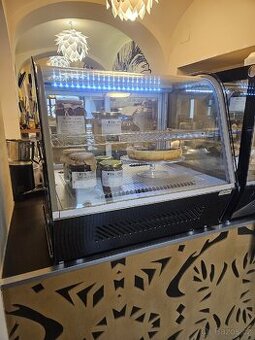 Gastro chlazená vitrína