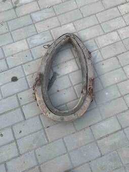 loukoťová kola,chomouty,brdečko