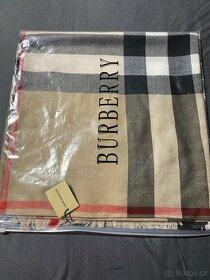 Burberry šátek