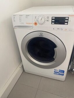Pračka + sušička Indesit