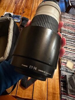 Canon EF 70-200mm f/4L USM – výborný stav, kompletné prísluš