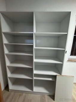 Knihovna či regál - 1