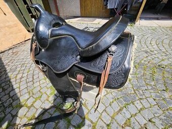 Koňské westernové kožené sedlo