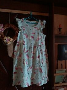 Prodam nove saty s vysackou a moc pekne,vel.140,spise mensi,