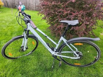 Dámské kolo MERIDA CROSSWAY 40