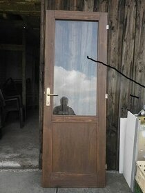 Nabízím dvoje balkonové dveře, levé a pravé,