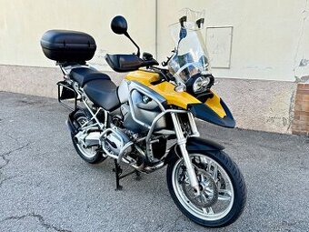 BMW R1200 GS 74KW r. 2006 - PO SERVISU, NOVÁ STK, CEBIA