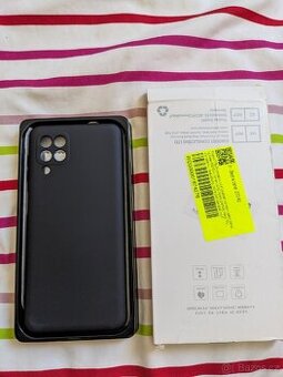 Ochranný kryt se sklem na Samsung Galaxy M32 4G