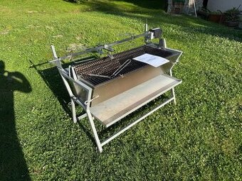 Cattara PIGLET Gril s elektrickým rožněm