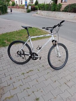Crossové kolo Maxbike C 400