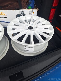 Elektrony Turini 18" - 1