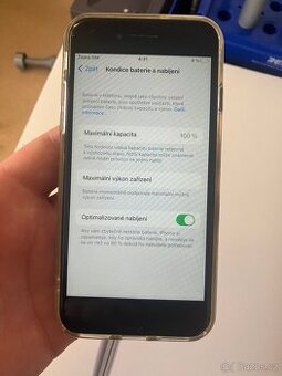 iPhone 8 64GB – Plně funkční, pouze Touch ID nefunkční