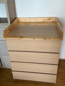 Komoda MALM 80x100x48 cm + přebalovací pult