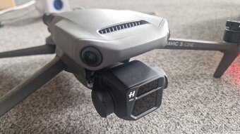 Dron DJI Mavic 3 Cine Combo