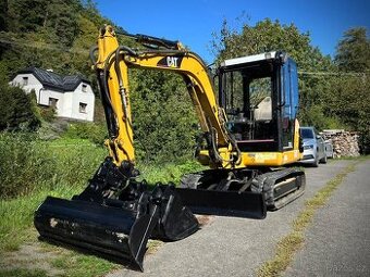 Caterpillar 302.5