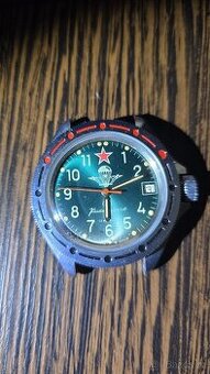 Sovětské náramkové hodinky Vostok Komandirskie