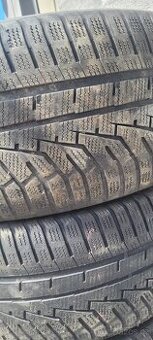 Prodám 2ks zimní gumy 275/35/r19