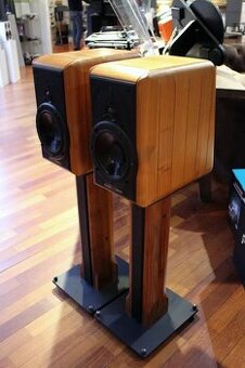 Sonus faber ELECTA AMATOR 1+ stojany/stands