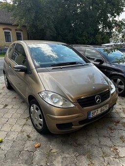 Mercedes Benz A200