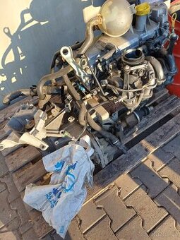 Motor a prevodovka. - 1