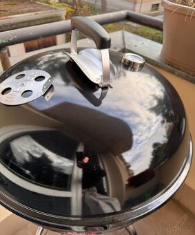 Weber Gril na dřevěné uhlí Original Kettle E-5710 57 cm