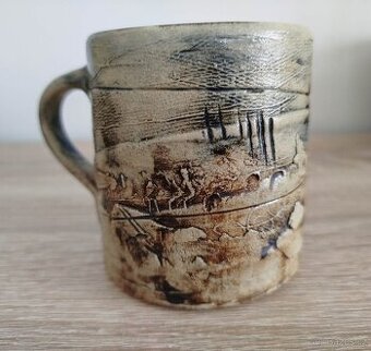 Hezký keramický hrnek