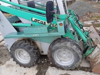 LOCUST 750 nakladač
