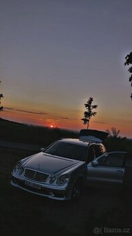 Mercedes Benz w211 E270 CDI spíše na díly či opravu