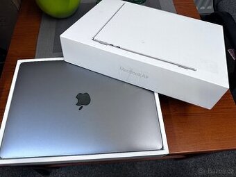 Apple Macbook Air Retina 13" 256 GB - 2020