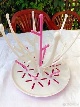 Odkapávač na dudlíky a lahvičky