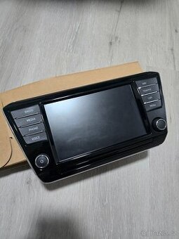 Autorádio škoda Superb 3