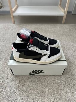 Jordan 1 Retro Low OG SP Travis Scott Olive (Women’s)