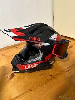 Helma na motorku velikost M