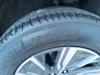 4 ks Michelin primacy 4 215/65 r17