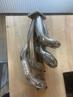 Saab 900 nerezový sportovní svod