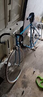 Kolo Favorit v top stavu