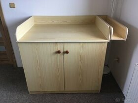 Přebalovací pult bez skříňky