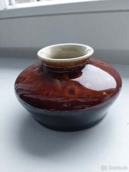 Stará keramická váza