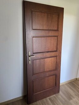 Interiérové dveře se zárubní, levé 80 - 1