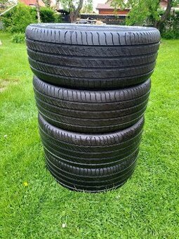 Michelin Primaci 235/45 R20