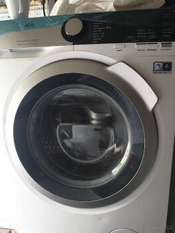 Pračka AEG na 8kg