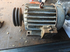 Elektromotor 3f/2.2 kW/1440 ot/MOHELNICE