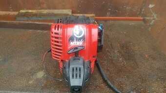 křovinořez-4takt motor MTD 990