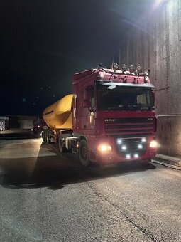 Traktor Daf xf 105 hydraulika