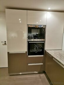 Dvířka kuchyňské linky a čela šuplíku viz foto - 1