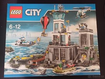 LEGO City 60130 – Policejní stanice na ostrově (2016)