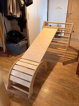 Piklerův trojúhelník/skluzavka/montessori houpačka